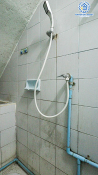 *****ทาวน์เฮ้าส์มือสอง 3 ชั้น ม.ซอยลาดพร้าว62 บางกะปิ ที่ราคาสุดคุ้ม ฟังก์ชัน 2 ห้องนอน 1 ห้องน้ำ เหมาะสำหรับทำเป็นโรงงานหรือโกดังเก็บสินค้า บนทำเลที่ดีเดินทางในเมืองสะดวกสบาย เชื่อมต่อถนนลาดพร้าว, ถนนสุทธิสาร, ถนนรามคำแหง, ถนนโชคชัย4 ใกล้เซ็นทรัลลาดพร้าว